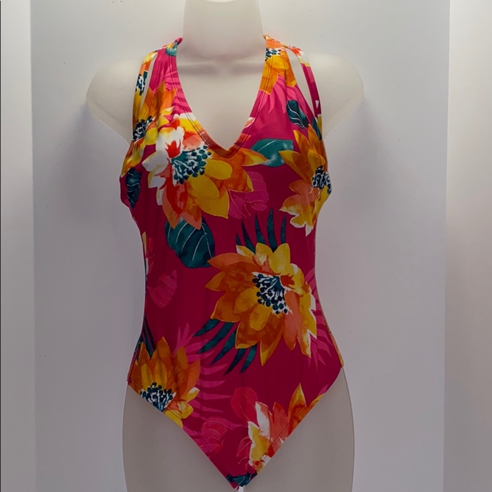 Kona Sol pink floral bathing suit size small